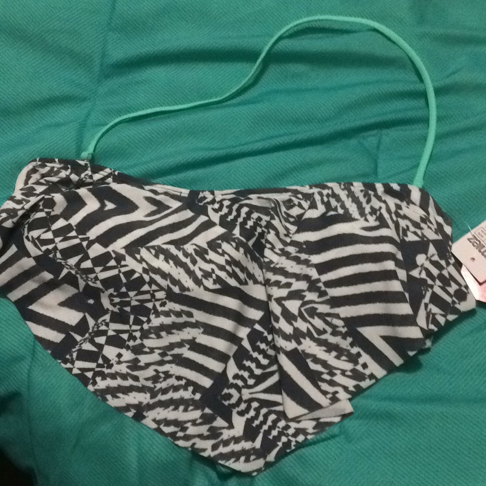 Zumiez halter neck bikini Top